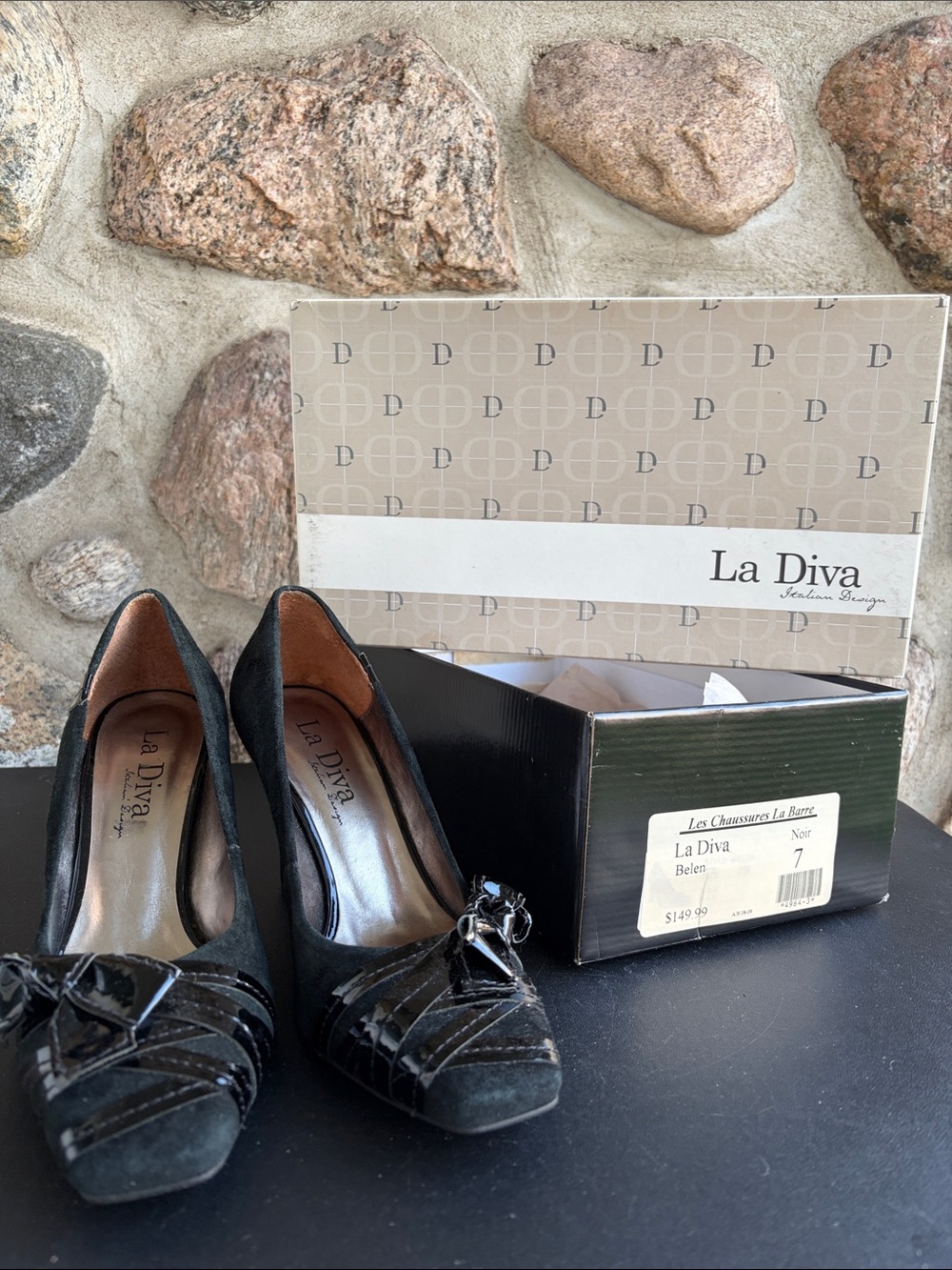 La Diva Black Women's Knot-Detail Peep-Toe Heels